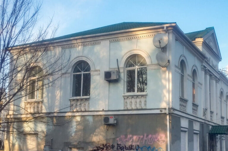 Циничная афера оккупантов с «ремонтом» здания Меджлиса далека от развязки