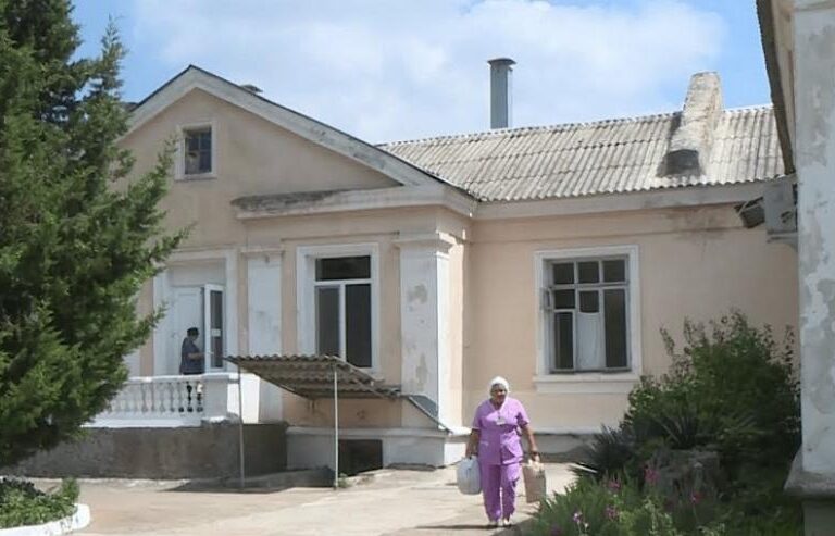 Sevastopol Doctors and Financial Scams