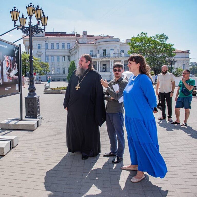 «Падение кумира» в церковных войнах оккупированного Севастополя