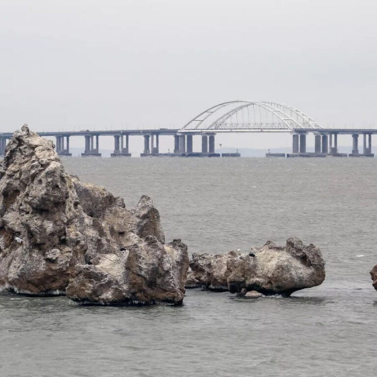 Crimean Lack of Fish and Dissolved Millions