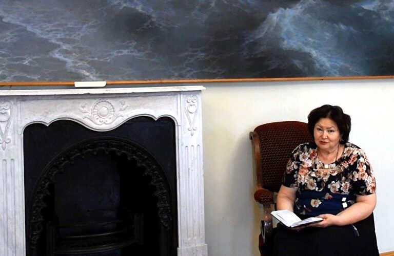 Aggressor’s Scam Involving Crimean Artist’s Paintings Continues