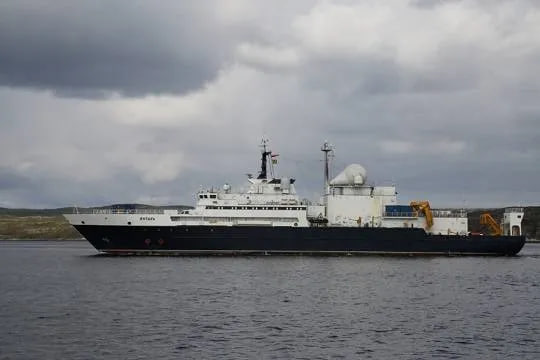 Підводні загрози від російських гідронавтів
