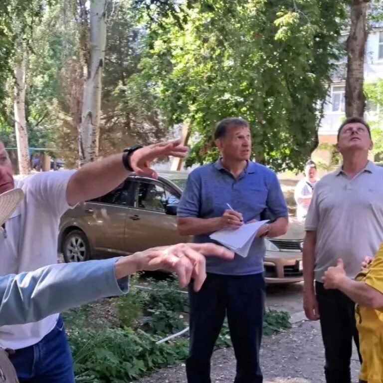 “Electricity from Deputy’s Pocket”: Dead Season for “Crimean High Politics”